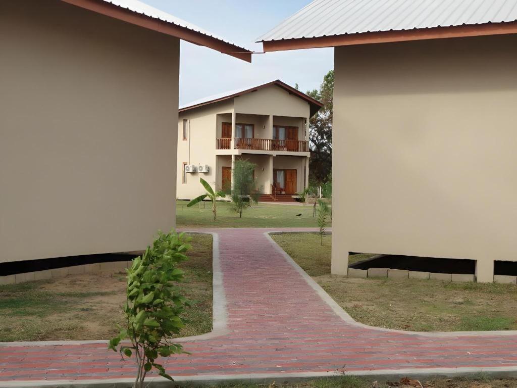 Naaval Hotel Batticaloa Eksteriør bilde